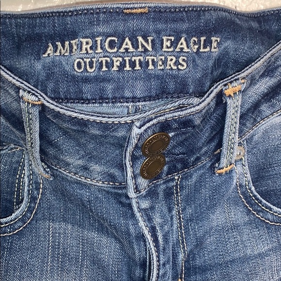 BNWOT American Eagle Artist Crop jeans - Picture 3 of 8
